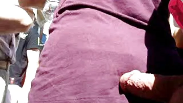 mujer es follada videos de sexo en español y apretándola