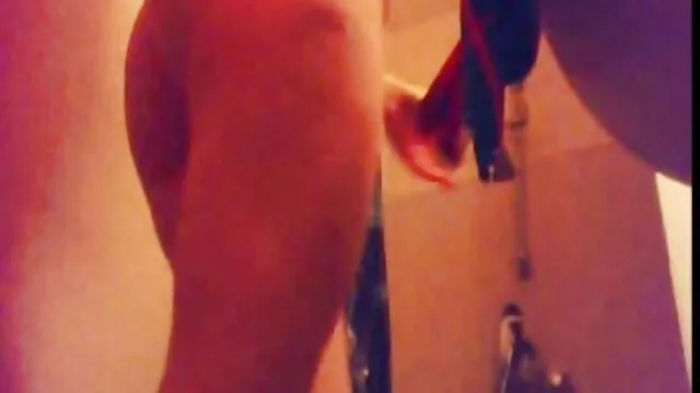 Gran consolador sexso con españolas deepthroat acción