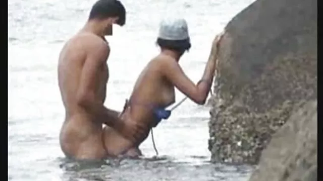Cock Chain Cum Abrazaderas para pezones Plug anal Catsuit Tacones altos porno español romántico