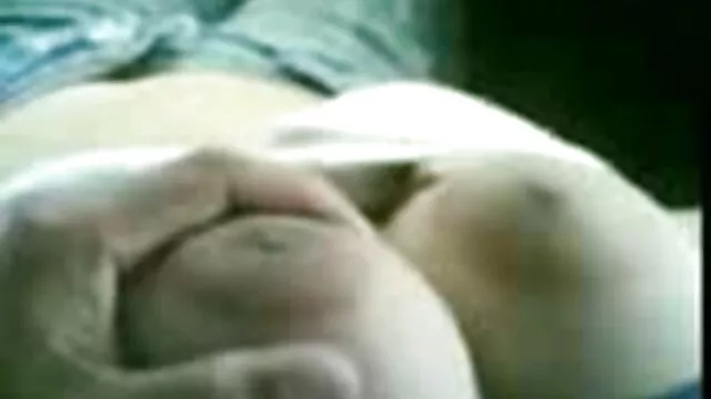 Follando a don porno gratis en español su novia tetona en el sofá